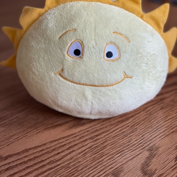 🎈🎈🎈Thinkfun  “Hello Sunshine” Smiling Sun Plush Doll Stuffed Toy - Picture 3 of 6